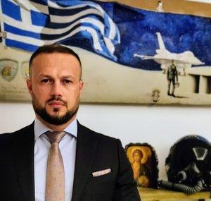Stefanos Karavidas    (Ανωνύμου Έλληνος)