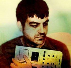 Analog Trip / Deep House Electronic Music Artist