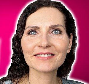 Silvia Suryodaya: Medium, Healer & Vedic Astrology