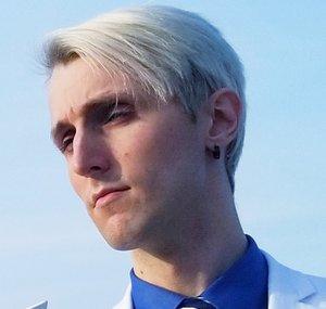 Holden Casanova