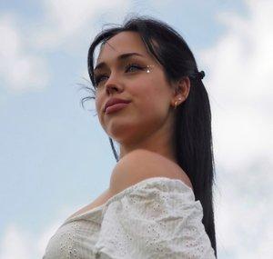 Larastxx