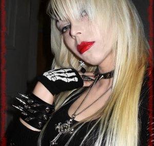 666deadsexygirl666