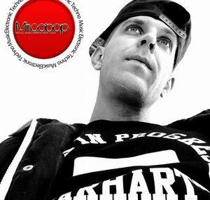 Mirco Bop