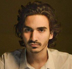 Farzad Bayan
