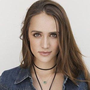 Alexandra Harris