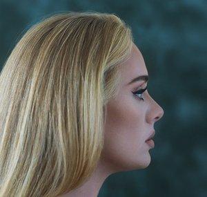 AdeleVEVO