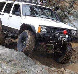 Cherokee XJ Action