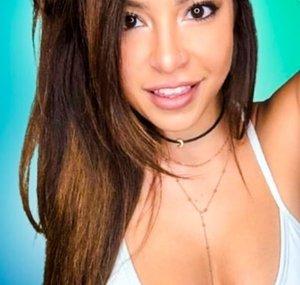Stephanie Teli