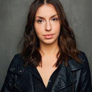 Zoe Kanters