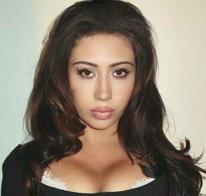 KALI UCHIS