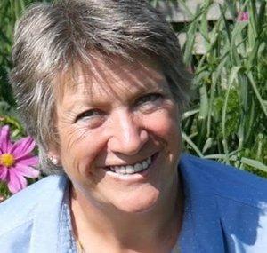 Liz Zorab Gardening