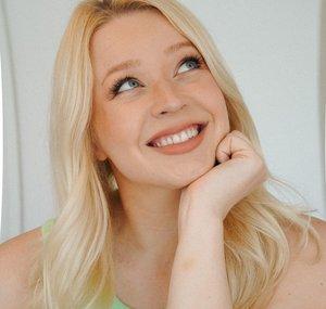 Caroline Lie