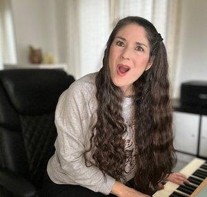 Freya Casey - Master Your Voice