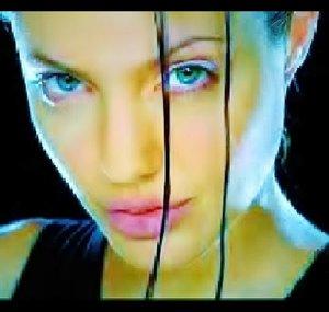 LARA CROFT