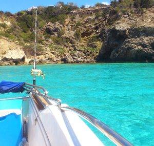 Pescando con corx (corchoibiza)