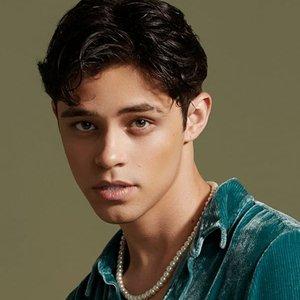 Alex Hoyer