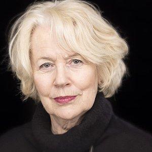 Dearbhla Molloy