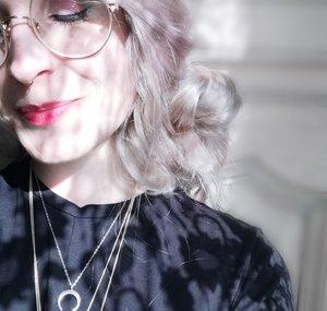 ASMR Guimause - Magic, books and cocooning
