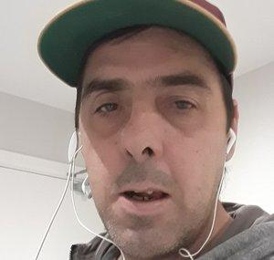 The silent YouTuber