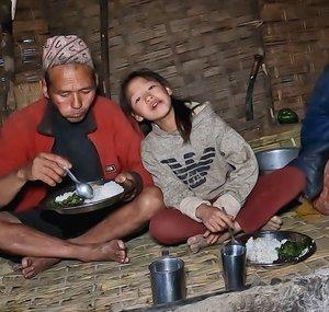 Jungle Family Cooking 