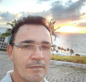 Em Torno da Arte