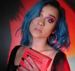 The Booktube Girl