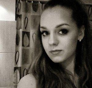 Anna R