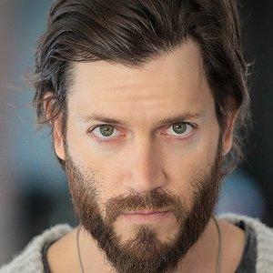 Damon Lipari