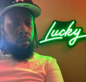 215LUCKYLEFTY 🏴‍☠️