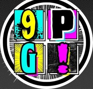 9 Panel Grid