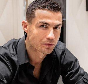 RONALDO REVIEW 