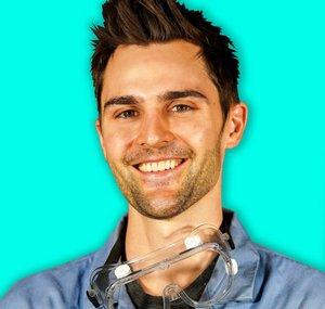 Nick Uhas