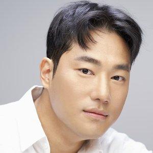 Jung Jong-woo