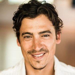 Andrew Keegan