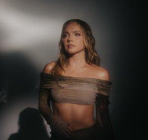 Danielle Bradbery