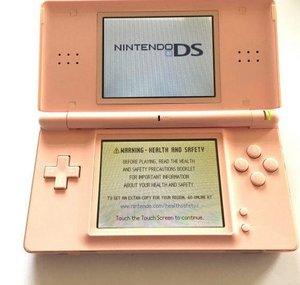 Nintendo DS Lite