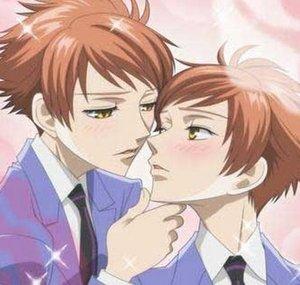 AAniMeLLOvErr