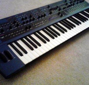 synth4ever