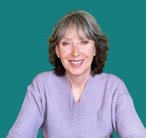 MANIFESTING 101 with Julie Poole