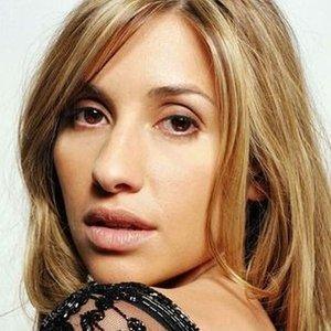 Melanie Blatt
