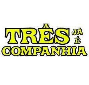 Três Já É Companhia