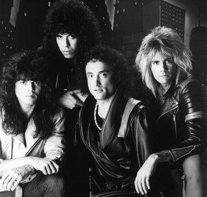 Quiet Riot - Topic