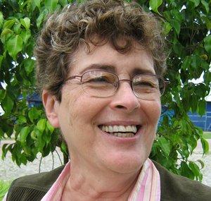 Suely CS Hinds