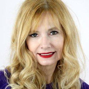 Cynthia Lea Clark