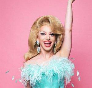 Miz Cracker