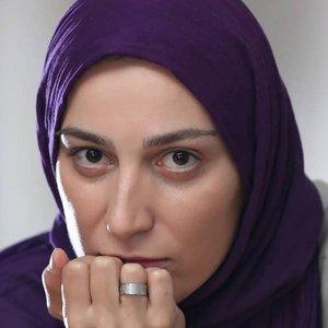Falamak Joneydi