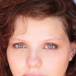 Chloë Levine