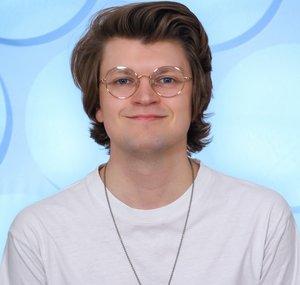 Josh Snares