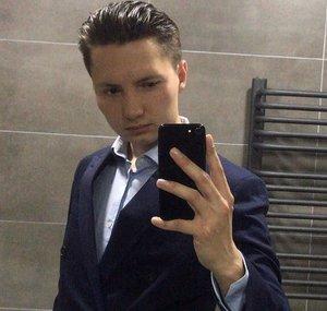 Max Polijektovs