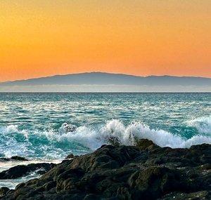 Island Horizon Videos